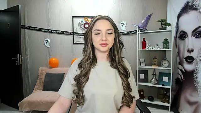 JaquelinLaurent online show from 10/30/25, 05:57