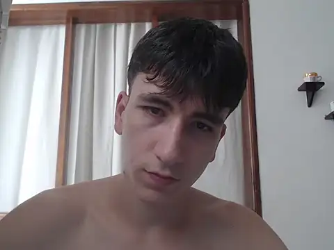 Snapshot of younewmaster chatting on 11/07/25, 06:08 younewmaster online show from 11/07/25, 06:08