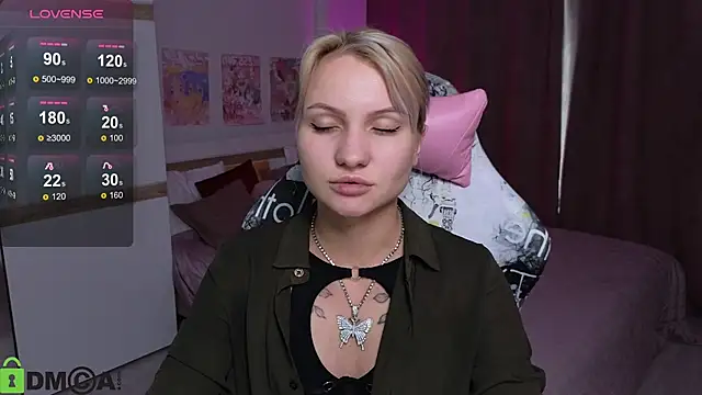 Snapshot of Cameronlovely_ chatting on 09/25/25, 08:51 Cameronlovely online show from 09/25/25, 08:51