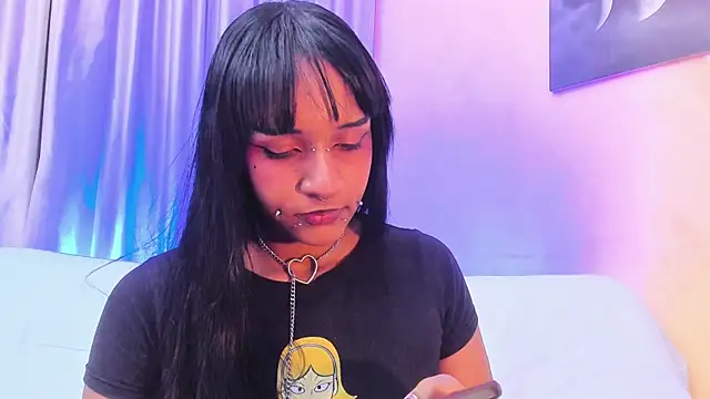 Saraa Graham online show from 10/21/25, 08:53