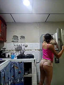 Snapshot of Celestee_rain chatting on 09/25/25, 11:19 Celestee rain online show from 09/25/25, 11:19