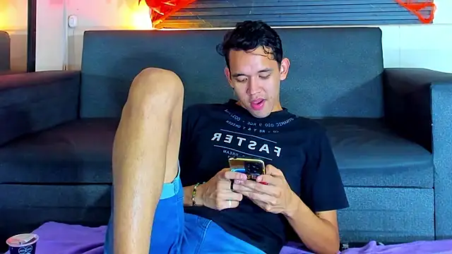 jeremytonner online show from 10/26/25, 03:56