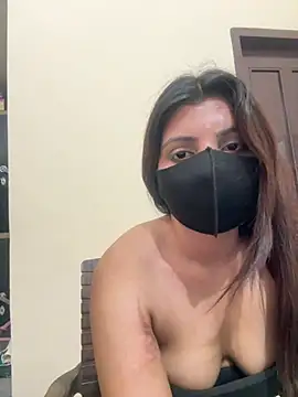 Snapshot of _01ruhi chatting on 07/17/26, 06:57 01ruhi online show from 07/17/26, 06:57