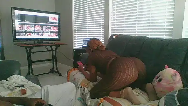 JazziEezyLdy online show from 04/24/26, 07:27