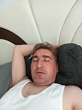 mert0359 online show from 10/27/25, 11:25