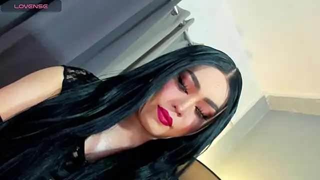 MagnaCumLoader17 online show from 10/15/25, 10:21