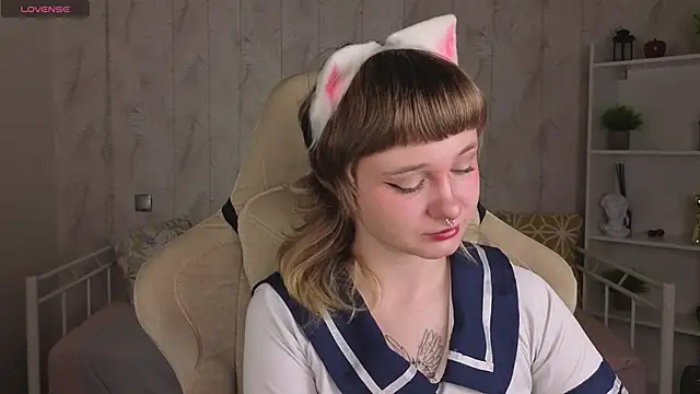 Tori Cutie online show from 05/12/26, 12:08