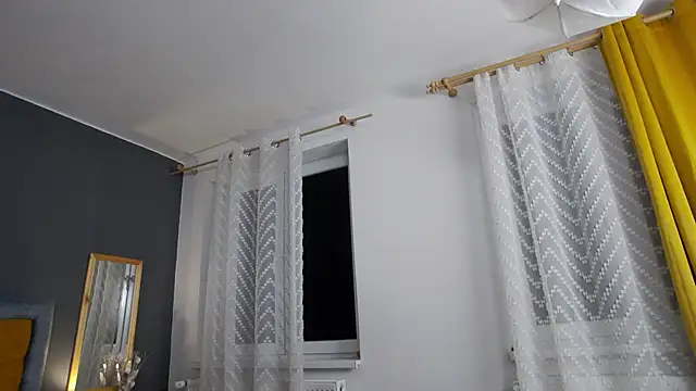 Jessica White  online show from 10/07/25, 03:04