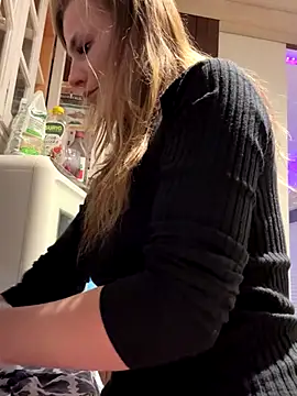 IsabellaEtha online show from 10/29/25, 04:48