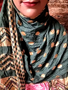 Indian-Aleena online show from 09/25/25, 03:49