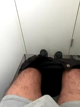 Snapshot of analtake13 chatting on 12/19/25, 02:35 analtake13 online show from 12/19/25, 02:35