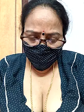 heera-rani online show from 09/28/25, 02:22