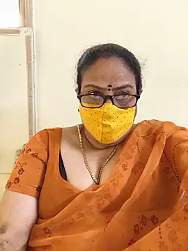 Snapshot of heera-rani chatting on 06/19/26, 05:01 heera-rani online show from 06/19/26, 05:01