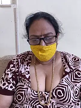 Snapshot of heera-rani chatting on 07/01/26, 09:22 heera-rani online show from 07/01/26, 09:22