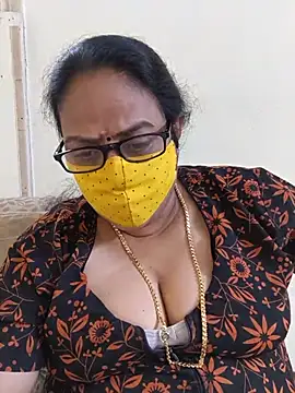 Snapshot of heera-rani chatting on 07/03/26, 07:37 heera-rani online show from 07/03/26, 07:37
