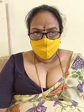 Snapshot of heera-rani chatting on 07/04/26, 06:19 heera-rani online show from 07/04/26, 06:19