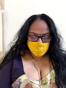 Snapshot of heera-rani chatting on 07/07/26, 05:54 heera-rani online show from 07/07/26, 05:54