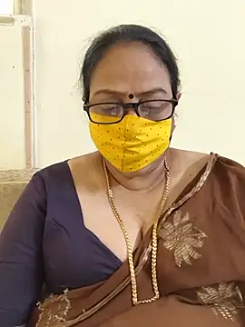 Snapshot of heera-rani chatting on 07/11/26, 05:54 heera-rani online show from 07/11/26, 05:54