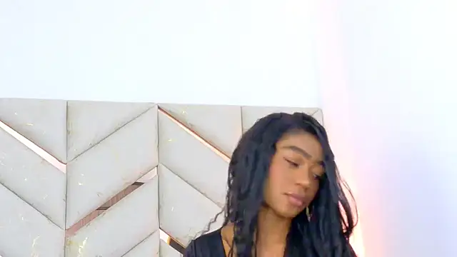 AlanaDoll online show from 11/11/25, 03:45