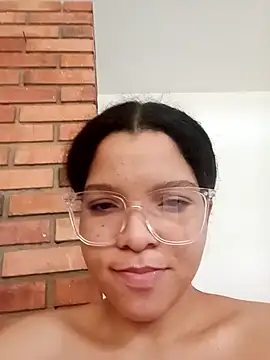 VictoriDior online show from 09/14/25, 03:44