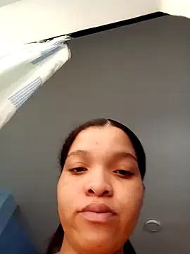 Snapshot of VictoriDior chatting on 11/06/25, 04:41 VictoriDior online show from 11/06/25, 04:41