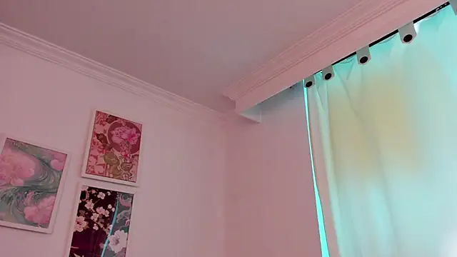 canelleGarces online show from 04/04/26, 03:31