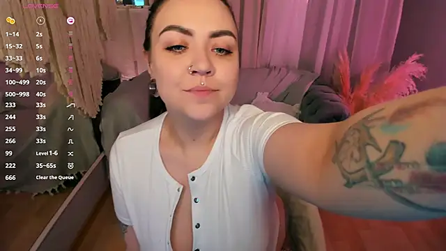 ashton heidii online show from 11/10/25, 10:09