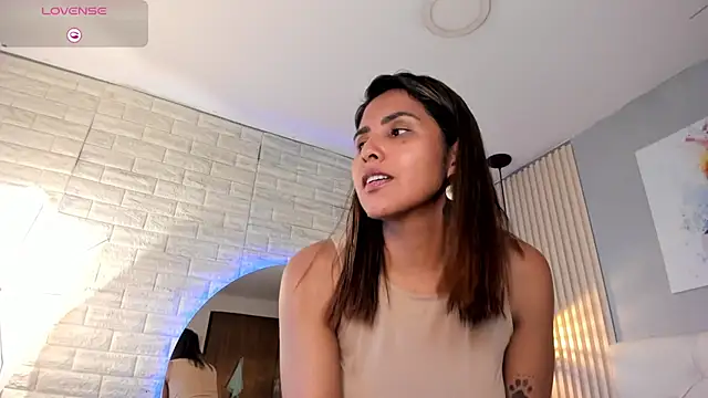 scarletbaker  online show from 09/26/25, 07:07