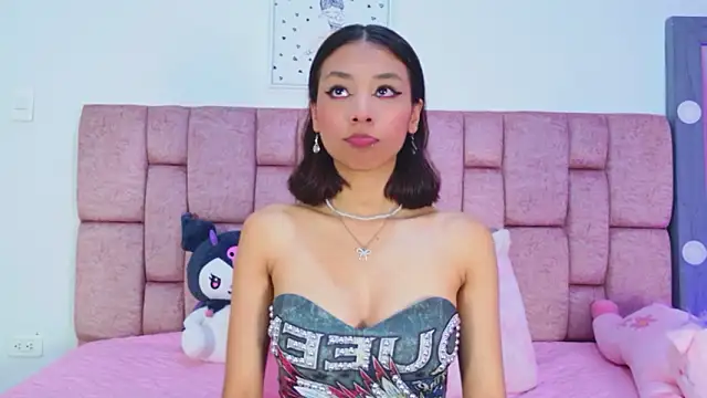 ScarlettLuxe online show from 03/11/26, 08:04