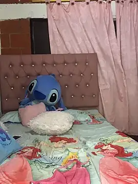 Rachellcooperrr online show from 11/30/25, 05:00