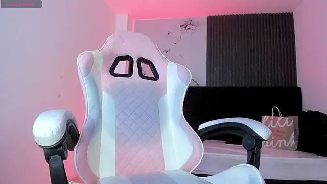 chloesagee online show from 04/02/26, 11:57