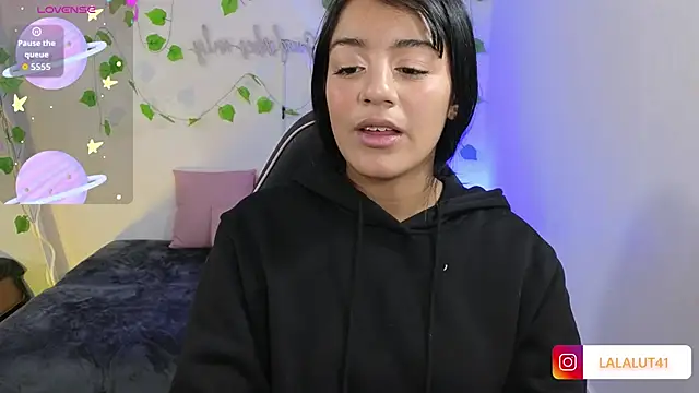 Lalalutsy tay online show from 09/22/25, 07:16