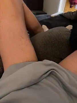 Snapshot of Hansonbloux chatting on 09/15/25, 11:49 Hansonbloux online show from 09/15/25, 11:49