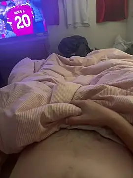 Snapshot of Hansonbloux chatting on 09/23/25, 12:46 Hansonbloux online show from 09/23/25, 12:46