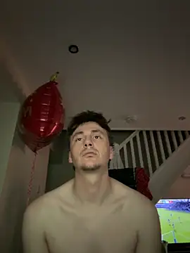 Snapshot of Hansonbloux chatting on 10/05/25, 11:02 Hansonbloux online show from 10/05/25, 11:02