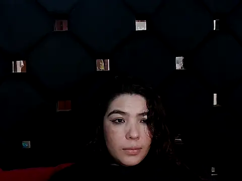 Snapshot of vegacristal88 chatting on 09/20/25, 02:51 vegacristal88 online show from 09/20/25, 02:51