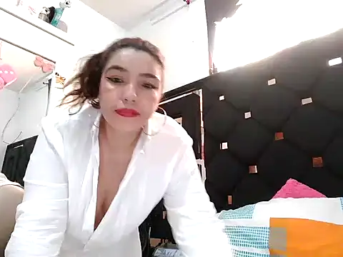 Snapshot of vegacristal88 chatting on 02/08/26, 03:15 vegacristal88 online show from 02/08/26, 03:15