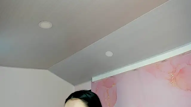 milk candy18 online show from 09/26/25, 12:20