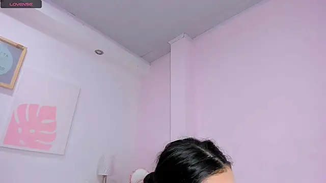 milk candy18 online show from 11/20/25, 11:21