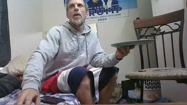 jarjar83 online show from 12/04/25, 02:59