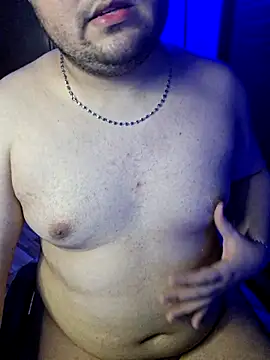 kit hott online show from 07/04/26, 04:07