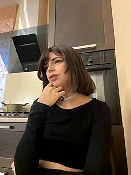 Snapshot of Miranda_Kerry chatting on 09/21/25, 06:15 Miranda Kerry online show from 09/21/25, 06:15