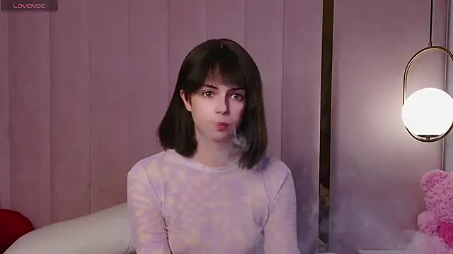 Snapshot of Miranda_Kerry chatting on 12/02/25, 06:19 Miranda Kerry online show from 12/02/25, 06:19