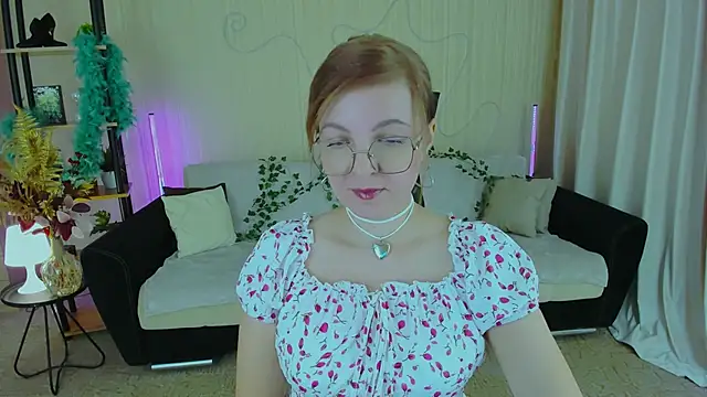 YourUniverser online show from 11/28/25, 09:56