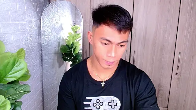 PinooyMilker online show from 10/18/25, 04:48