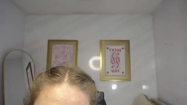 Luna Star v online show from 11/02/25, 03:09