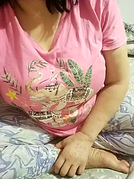 Snapshot of zerdaliii chatting on 03/17/26, 03:11 zerdaliii online show from 03/17/26, 03:11