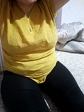 Snapshot of zerdaliii chatting on 03/23/26, 08:02 zerdaliii online show from 03/23/26, 08:02