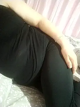 Snapshot of zerdaliii chatting on 03/28/26, 07:57 zerdaliii online show from 03/28/26, 07:57