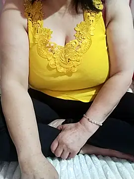 Snapshot of zerdaliii chatting on 04/09/26, 05:29 zerdaliii online show from 04/09/26, 05:29